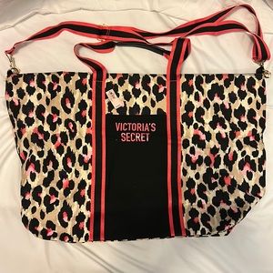 Victoria Secret travel bag ~ leopard print-NWT